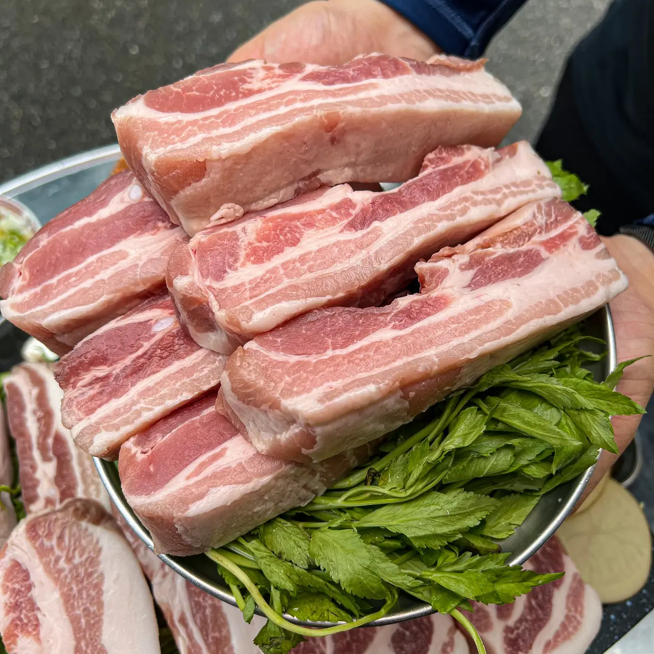 480시간 숙성 삼겹살 한 접시 — Kim Sukseong Hongdae, aged-meat Korean BBQ at a Hongdae restaurant in Seoul (홍대 맛집)